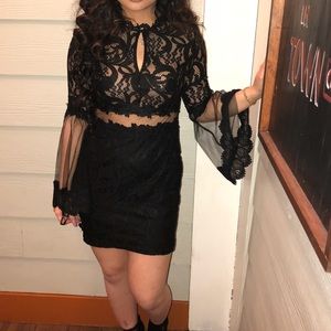 BLACK DRESS